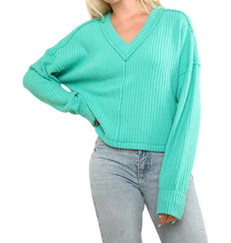 Women's Chic Outerwear Garments Vneck Raw Hem Cozy Sweater In Green