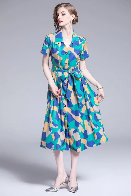 Day-To-Night Styles Green Day A-line Shirt Colar Short Sleeve Below Knee Printed Dress with Belt