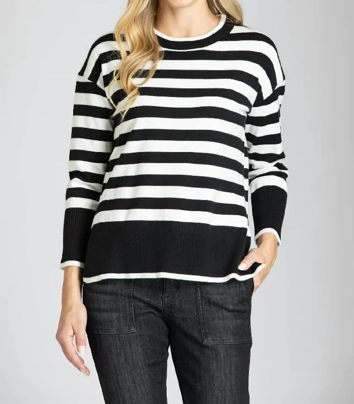 Stylish Women's Outfit Fun Stripe Wide Cuff Sweater In Black/white