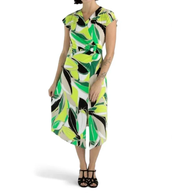 Summer Fashion Tropical Print Dress In Vanilla/multi