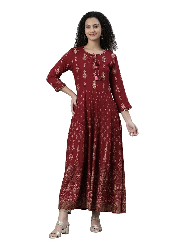 Casual Fashion Neeru's Maroon Straight Ethnic Printed Dress