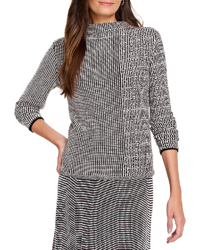 Women's Chic Outfit NIC+ZOE Pixel Knit Sweater