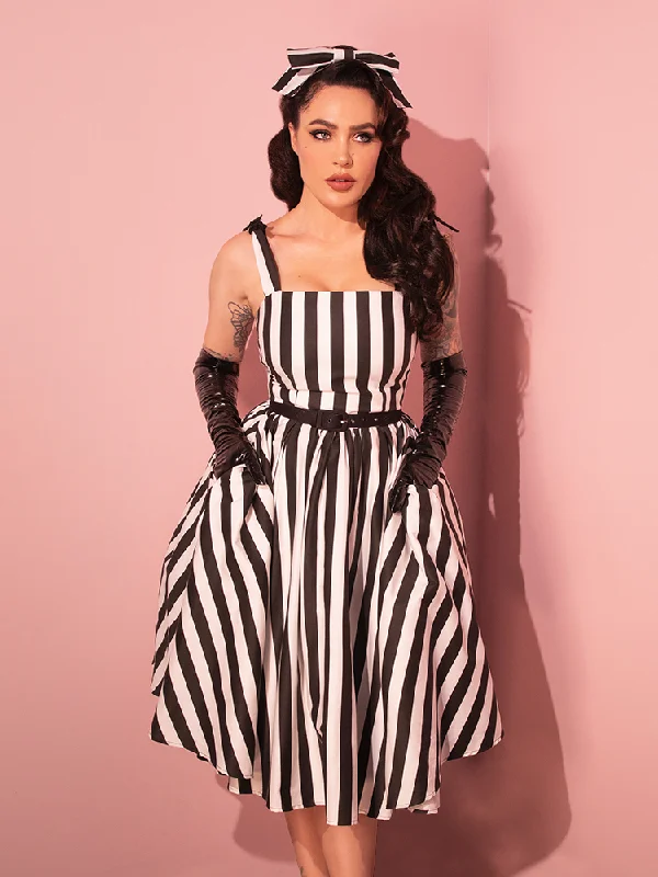 Boho Chic Fashion Dream House Swing Dress and Matching Hair Bow in Thick Black and White Stripes - Vixen by Micheline Pitt