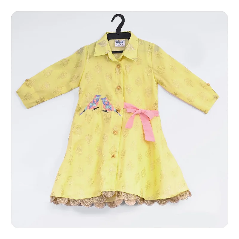 Comfort Meets Fashion Pre-Order: Yellow Foil Print Dress with Bird Embroidery Belt