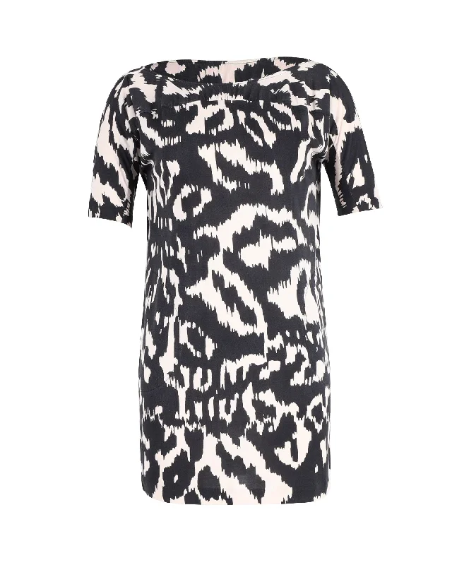 Style Breakthroughs Diane Von Furstenberg Zebra Print Dress in Black and White Silk