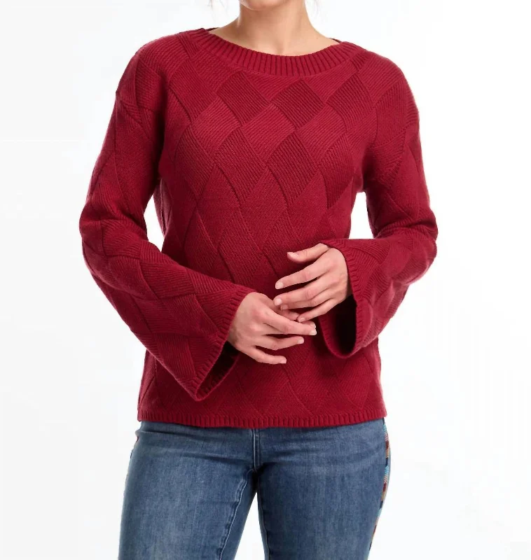 Comfortable Women's Attire Long Sleeve Boat Neck Sweater In Red Pattern