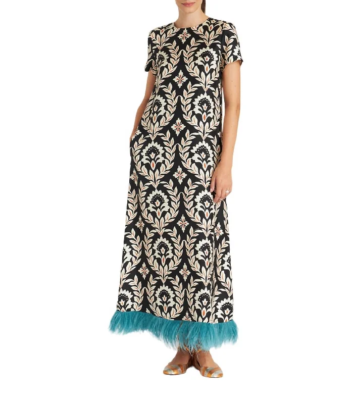 Imeless Style Swing Dress With Feathers In Ghirlanda