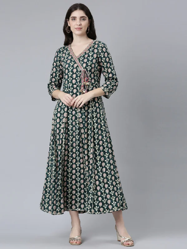 Style Without Limits Neeru's Green Straight Casual Printed Dress