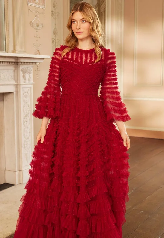 Holiday Discount La Vie En Rose Round Neck Gown