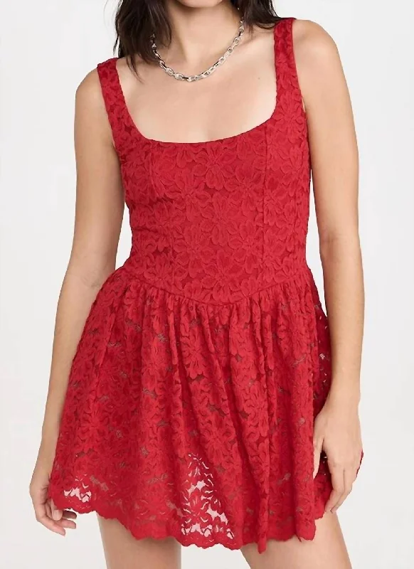 Women's Trendy Garments Ricci Skort Dress In Radiant Red Lace