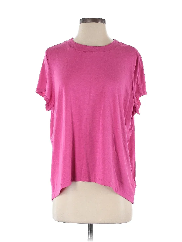 Fashion-Forward Women's Clothing Active T Shirt