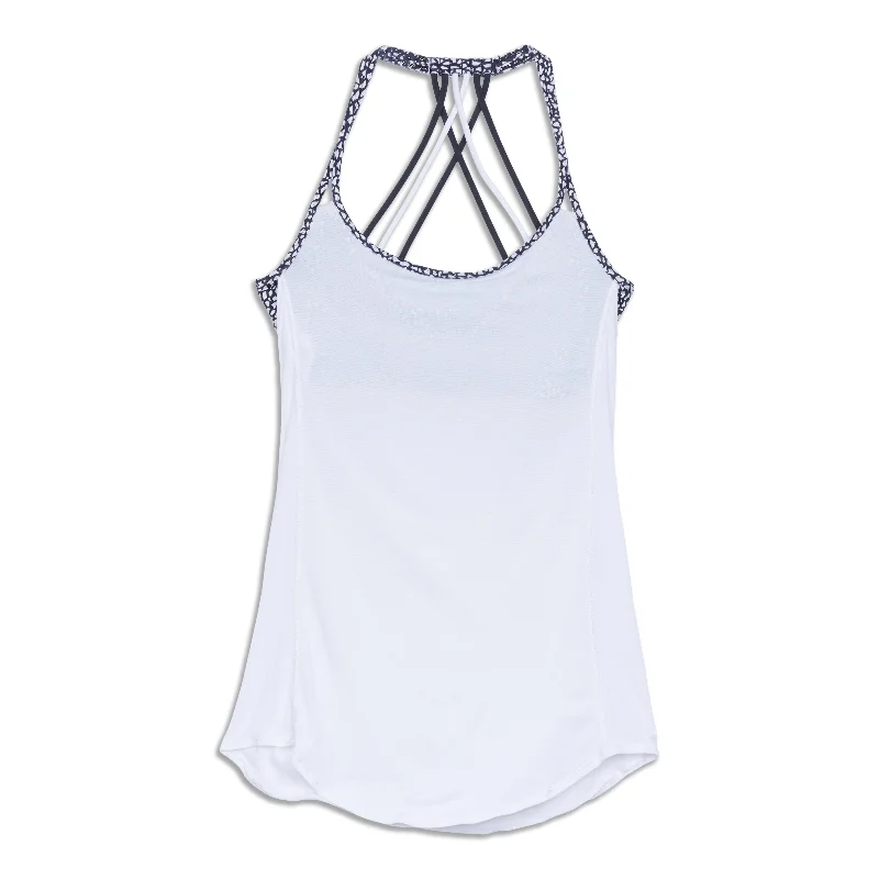 Women's Outfit Lighten Up Tank Top - Resale